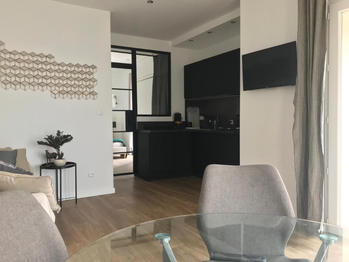 Home Sweet Home 2 Pieces 42 M2 Chambre, Salon, Cuisine, Grande Terrasse, Parking Proche Centre Ville Et Mer باستيا المظهر الخارجي الصورة
